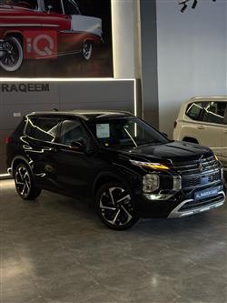 ميتسوبيشي اوتلاندر